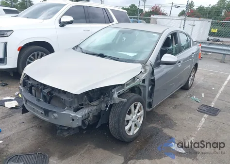 2010 Mazda Mazda3 I Touring z USA, uszkodzony, nr VIN JM1BL1SF3A1302367